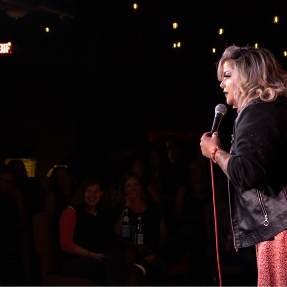 Meet your Posher, Jozalyn - Picture 2 of 8